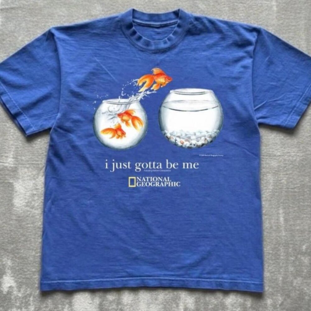 National geographic T-shirt Fish graphic tee with I just gotta be me